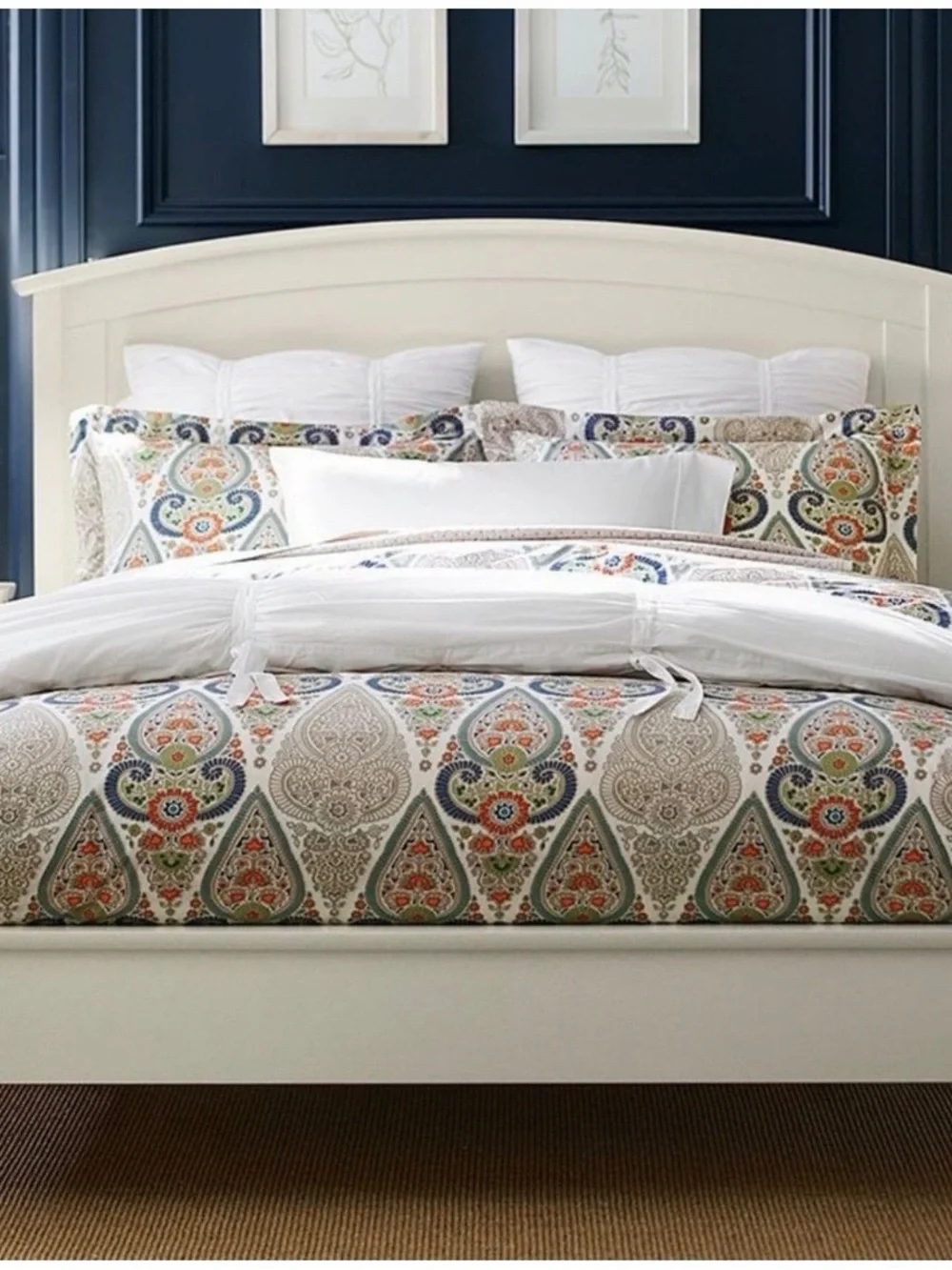 Pottery Barn Gisela Paisley Medallion Duvet Cover - Full/Queen